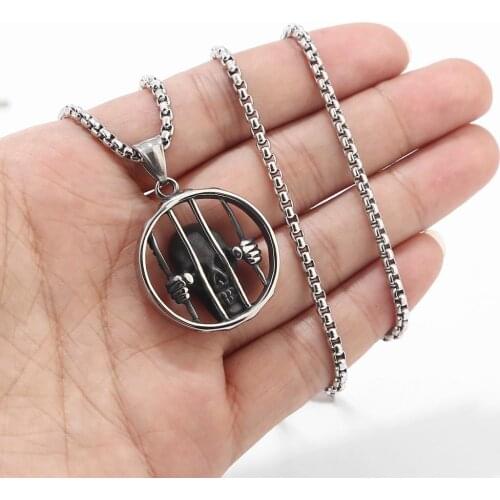 Hiphop punk Vintage Prisoner Round Window Personality Men Sporty Jewelry Skull Pendant Necklace