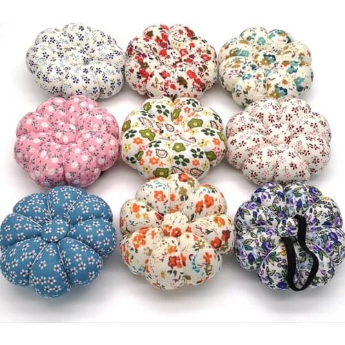1pcs Pin Cushions Handcraft Tool For Cross Stitch Sewing Home Sewing Tools Pumpkin Cushions With Elastic Wrist Band