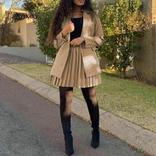 Spring and Autumn Womens 2 Piece Suit Skirt Lapel Collar Long Sleeve and Mini Pleated Skirt Suit Light Green