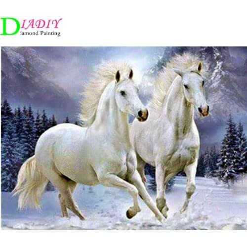 DIADIY 5D Diamond Painting Horse Cross Stitch Animals Mosaic Embroidery Full Set Winter Rhinestone Pictures Decoration Home
