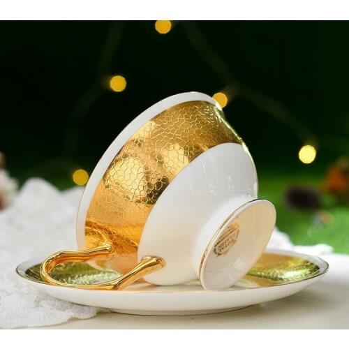 Luxury Gold Bone China Tea Cup Modern English Tea Set Ceramic Coffee Mug Espresso Teacups and Saucer Vasos Para Cafe Drinkware