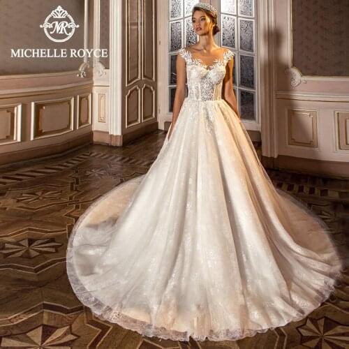 Michelle Royce A-Ling Wedding Dresses 2020 Sexy V-Neckline Cut-Out Appliques Button Chapel Train Bridal Gowns Vestido De Noiva