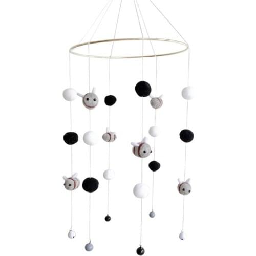 Baby Rattle Crib Mobile Toy Bed Bell Rotating Wind Chimes Hairball Bees Pendant Cot Hanging Decorations for Newborn