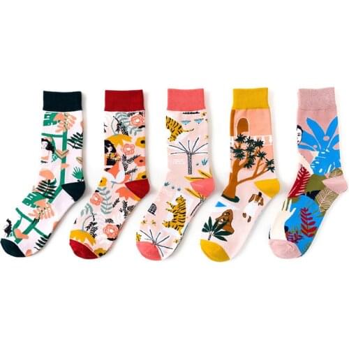 Winter Fashion Women Cotton Socks Animal Plant Belle Creative Europe Harajuku Unisex Funny Japan Cute Crew Casual Street Art Sox