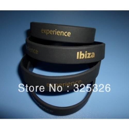 Free shipping custom 100% solid black silicone wrist band bangles with golden logo screen printed personlized cheap band