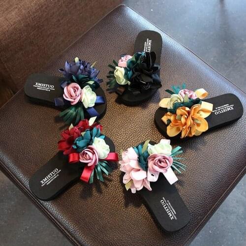 Summer new style non-slip childrens flip flops girls fashion beach shoes sandals women flower slippers girls clothes