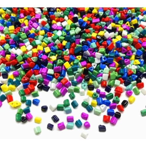 300pcs/Lot 3mm triangle glass beads with holes DIY Bracelet Necklace Beads For Jewelry Making DIY Earring Necklace