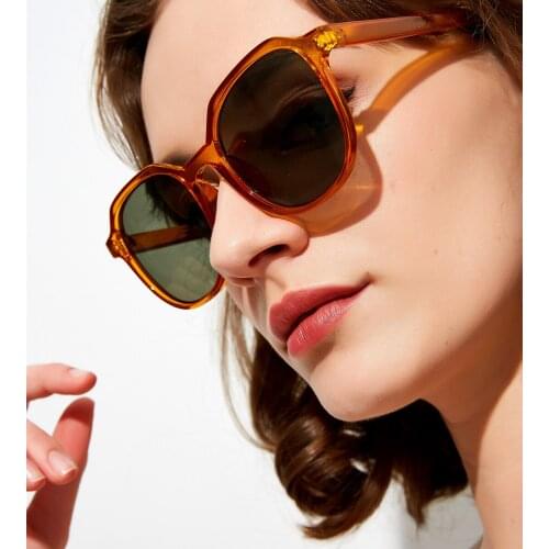 Oversized Shades Women Sunglasses Black Fashion Square Glasses Big Frame Vintage Retro Glasses Female Unisex Oculos Feminino