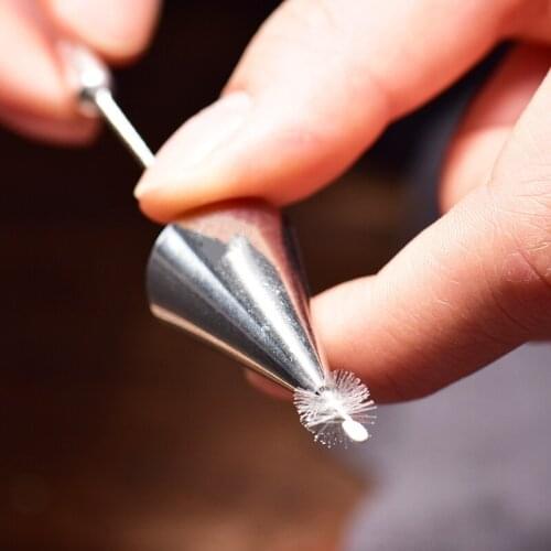 Best seller Dual-Head Icing Piping Nozzles cleaning Brush Cone Shaped Cake Decorating Mold Mouth for Patisserie Accessoire