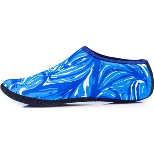 Men Women Aqua Skin Shoes Beach Water Socks Yoga Exercise Pool Swim Slip On Surfing Shoes MC889