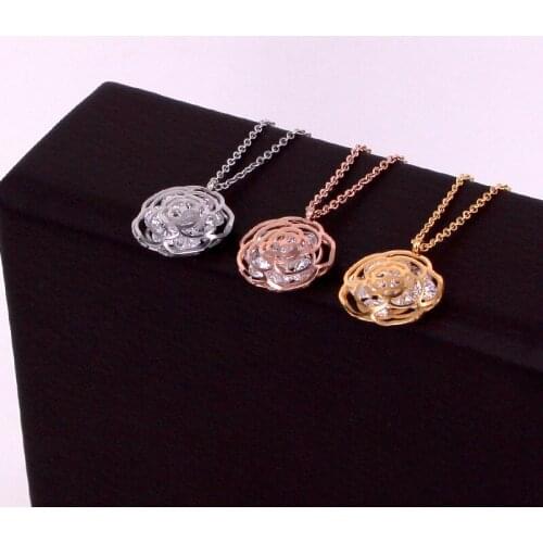 Elegant Zircon Hollow Camellia Pendant Necklace Cool Flower Rose Clavicle Chain Female