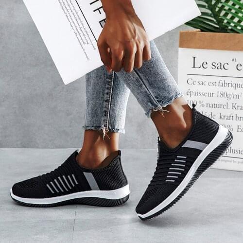 TELOTUNY Womens sneakers 2021 Summer New Large Size Flying Woven Womens Shoes Slip-On Mesh Breathable Casual Sports Shoes