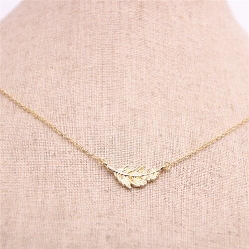 Trendy Cute feather pendant necklace Single feather necklace for women
