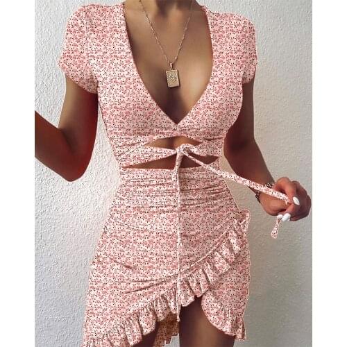 2021 Floral Print Fashion Tie Up Wrap Mini Dress Summer Holiday Ruffles Sundress Ruched Womens Dress Short Sleeve