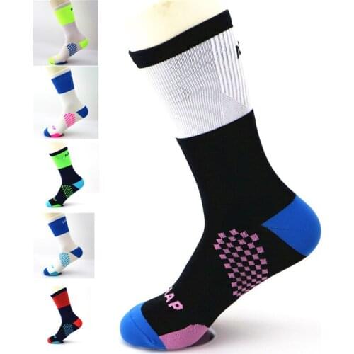 2019 Men Women Sport Running Cycling Socks Breathable Basketball Football Tennis Socks Coolmax