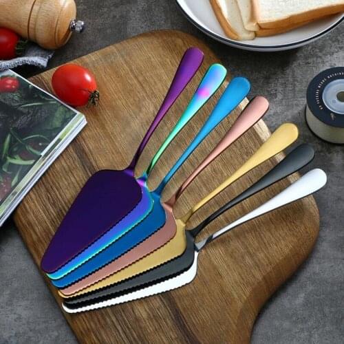 Stainless steel cake shovel titanium plated Toothed triangular shovel pizza golden cake knife baking tool