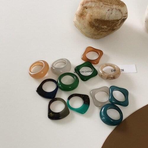 2021 New Retro Resin Multicolor Sector Square Circular Geometric Hollow Rings for Women Girls Delicate Jewelry Gifts