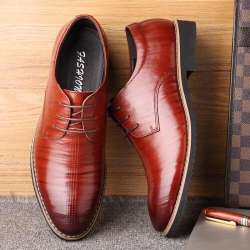 Fashion Formal Shoes Men Oxfords Shoes Leather Shoes Pointed Toe Brogue Business Dress Shoes Zapatos De Hombre Lace-Up