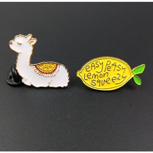 Fashion Animal Enamel Pins Brooches Cute Alpaca Badges Bags Kids Metal Pin Gifts For Friends Jewelry Brooch DIY Clothes Backpack