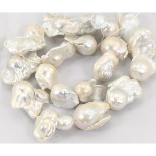 1 Strand 25-30MM Big Baroque Pearl Loose Pearl Beads Strands for Women Necklace Luxury White Real Freshwater Pearl Beads LPS0001