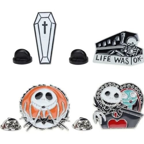 Cartoon dark punk dripping coffin skull Halloween brooch Mens corsage clothing Gothic Skeleton Skull Clothing accessories