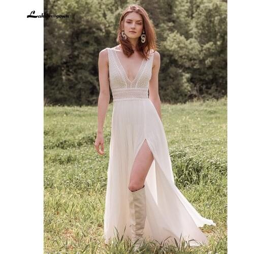 Simple Wedding Dresses 2021 V neck Lace Boho Garden Bridal Gown High Split Lace Bocide Bohemian Wedding Gown robe soirée mariage