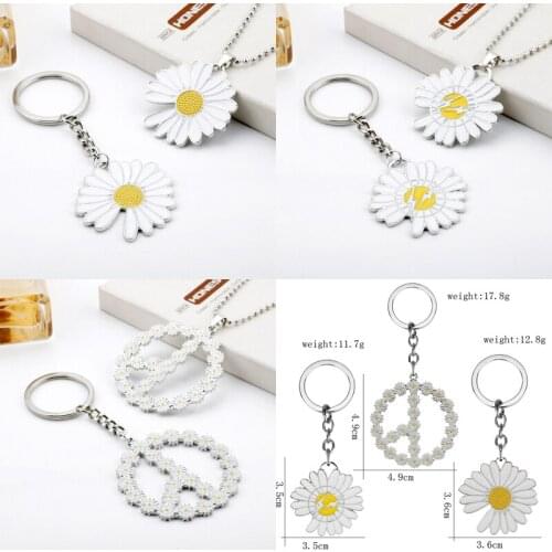 Fashion GD Lightning Daisy Flower Pendant Necklace Hip Hop Korean Fashion Kwon Ji Long Fans For Woman Jewelry Gifts