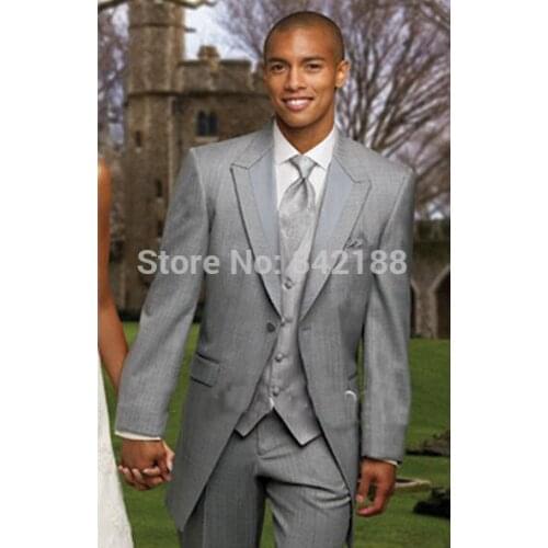 2015 One Button Groom Tuxedos Light Grey Best man Suit Wedding Peak Lapel Men Suits Bridegroom (Jacket+Pants+Tie+Vest)wedding me