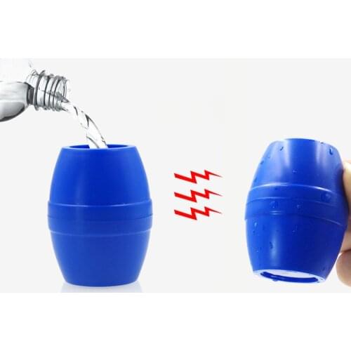 2Pcs/lot Anti Gravity Bottle Water Does Not Leak Magic Props Magia Cup Clost UP Magia Tricks Magic Toys