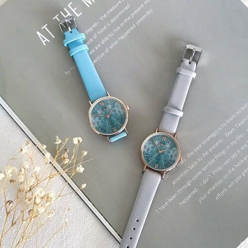 Retro Texture Dial Design Women Watches Fashion Casual Ladies Leather Wristwatches Ulzzang Brand Simple Female Quartz Clock
