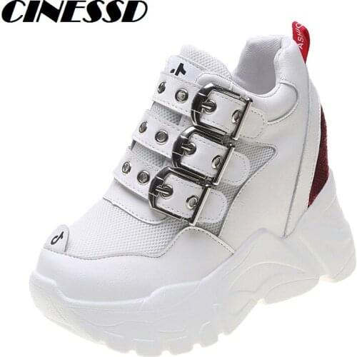 Web celebrity raised platform muffin daddy shoes9cm 2020 female ins fashion new autumn female sportswear shoes women heels