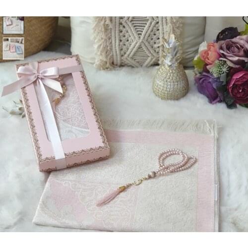 Muslim Prayer Rug Tesbih Set With Its Gift Box
