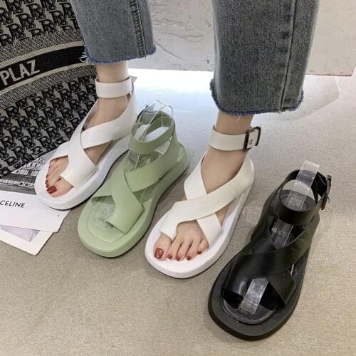 Sandals women 2020 summer new Korean version of wild fashion ins net red set toe cross buckle casual Roman shoes explosion