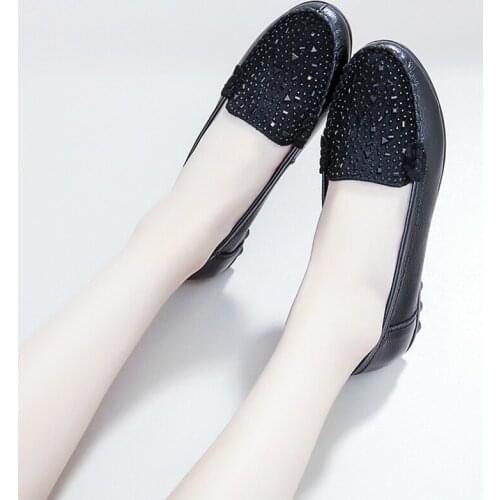 Womens Rhinestones Flats Shoes Woman Genuine Leather Shallow Slip on Loafers Women Summer Solid Soft Bottom Mocassin Femme