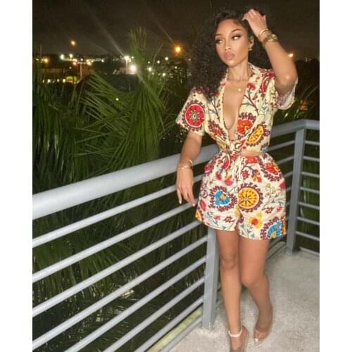 2021 Best Quality Famous Brand 2 pcs Women Set Luxury Print V-neck Short Tops and Shorts Summer Sexy Club Outfits