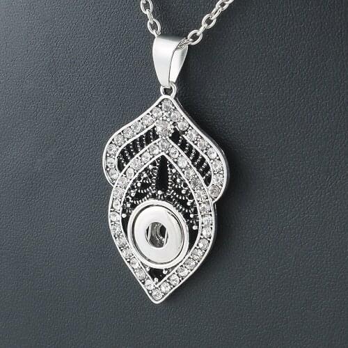 New Fashion Jewelry Xinnver Snap Buttons Necklaces Link Chain 55CM With Crystal Leaf Pendant Fit 12MM Snap Buttons Jewlery ZG094