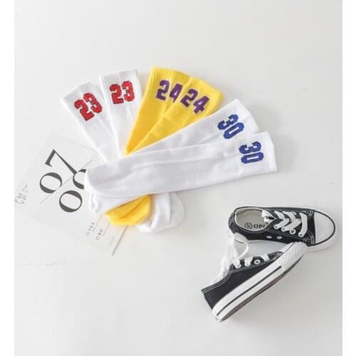 2021 High Quality Fashion Mens Funny Breathable Basketball Sport Stars with Lucky Number 23/24/30 Unisex Harajuku Happy Socks