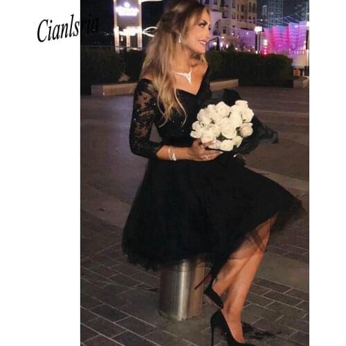 2020 Modest 3/4 Sleeves Tulle V-neck Homecoming Dresses Lace Applique Juniors Dresses