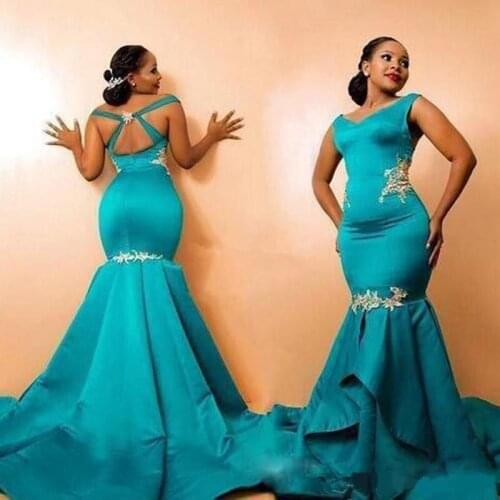 Elegant African Sexy Plus Size Mermaid Prom Dresses Criss Cross Lace Sweep Train Appliques Long Formal Dress Evening Party Gowns