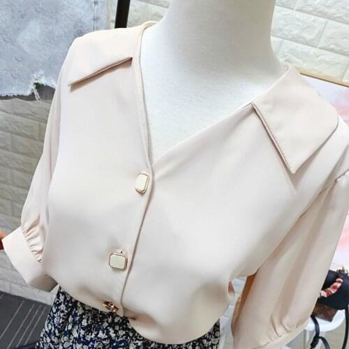 Short-Sleeved Shirt Womens Summer New V-neck Loose Slimming Elegant Pearl Buckle Fashion Chiffon Blouses for Women