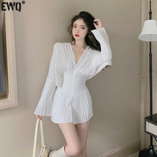 [EWQ] Trendy Women Casual Fashion Temperament New V-neck Solid Color Pleated Loose White Long -sleeved Dress Summer 2021 16E882