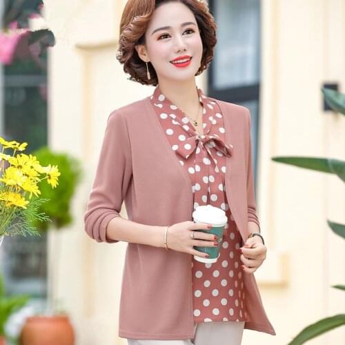 Women Fashion Fake Two Piece Pullover T-Shirts Spring Autumn Top Female Middle-Aged Mother Loose Plus Size Clothing