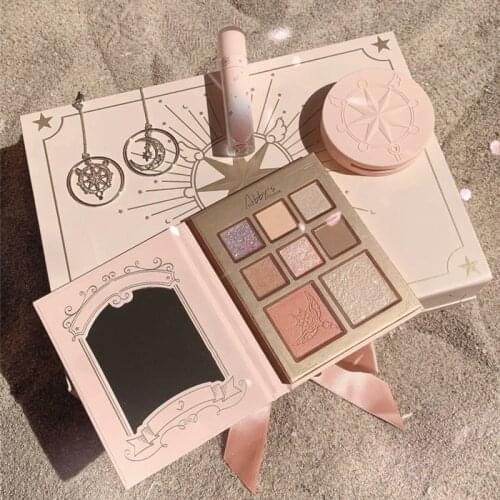 TT PERFECT DIARY Sakura Limited Gift Box Magic Card Girl Sakura Makeup Set Birthday Gift