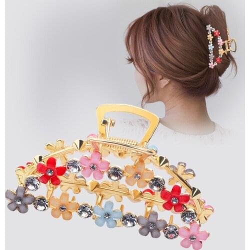 Luxury Flower Rhinestone Metal Hair Claws Women Hairstyle Make Tools Hair Clips Hair Jewelry Accessories