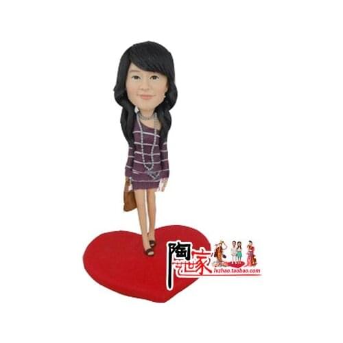 2019 top fashion Unisex Valentines day to send his girlfriend gift custom figurine from photos with polymer clay Unlike no pay