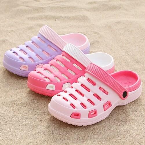 Women Slippers Summer Flip Flops Quick Dry Clogs Beach Sandals Cheap Garden Shoes Mules Antiskid Bathroom Casual Home Slipper