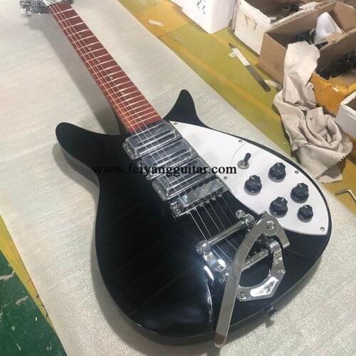 High quality 325 electric guitar, black paint, rosewood matte fingerboard, 527 chord length, Korean double-wave vibrato bridge