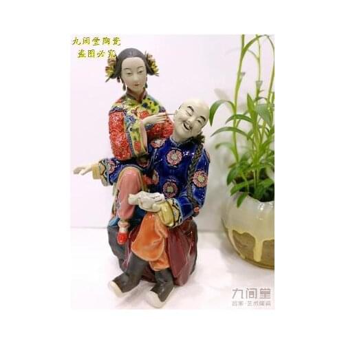 Husband and wife to dig the ears of classical figures Shiwan doll porcelain style living room porch decoration Lin Weidong works