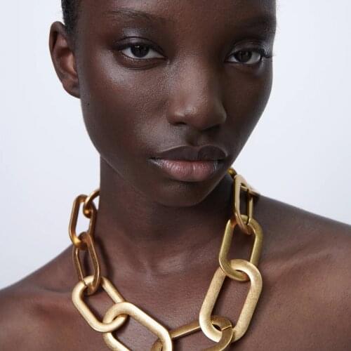 Fashion Asymmetric Women Necklace Geometry exaggerated Gold Color Clavicle Chain Irregular Jewelry Accessories Women Neck Chain