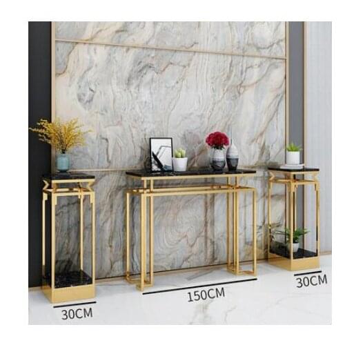 The porch table is against the wall, the bar is modern and simple, the marble porch platform is light and luxurious, and the tab